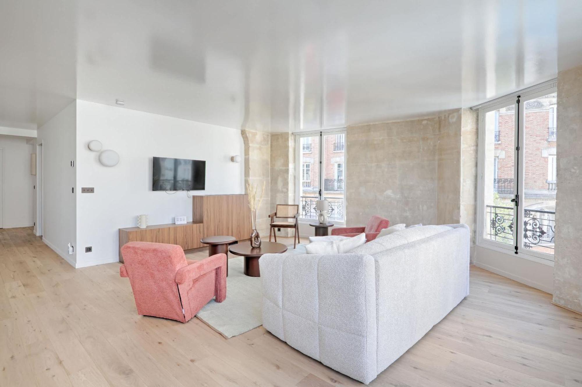 Marais Louvre Luxury New 2br Full Ac By Melvane *